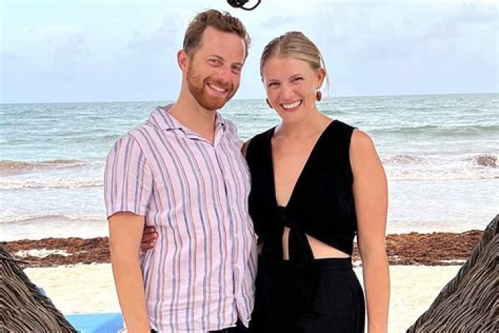 Ned Fulmer Age, Wiki, Biography, Height, Wife Ariel, Children, Net Worth