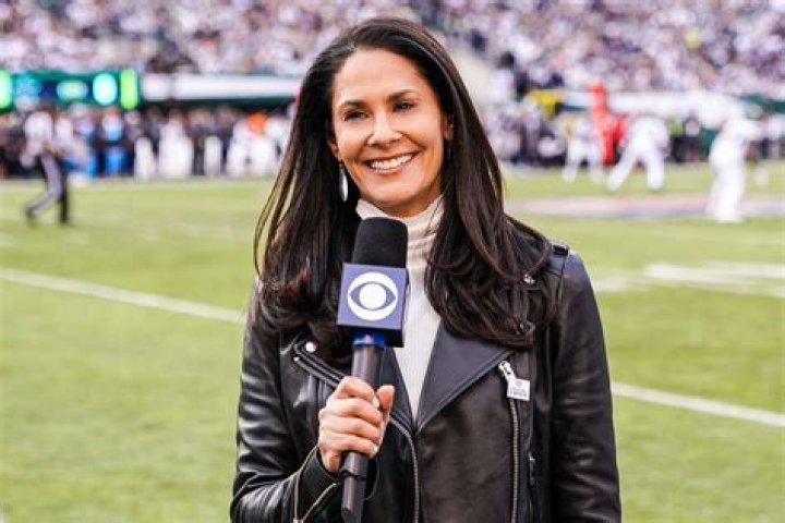 NFL Sideline Reporter Kimmi Chex Is A Kansas City Girl As She Cover The Preseason