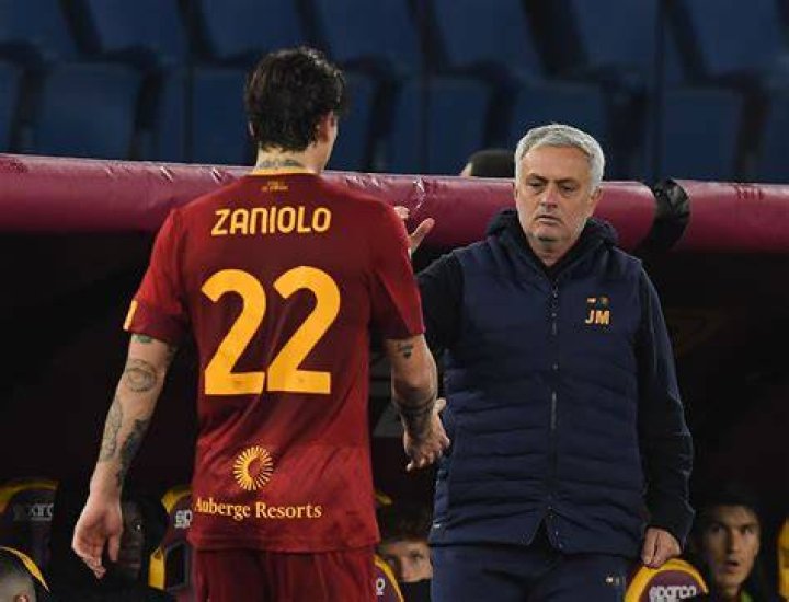 Nicolò Zaniolo (AS Roma Midfielder) Bio, Wiki, Age, Height, Weight, Parents, Mom, Mother, AS Roma, Inter, Girlfriend, Injury, Net Worth and Salary