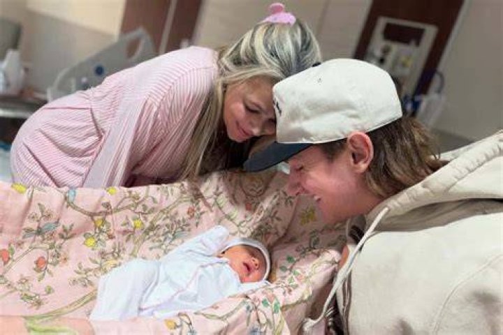 Pepe Herrera Age, Wiki, Biography, Wife, Baby Girl