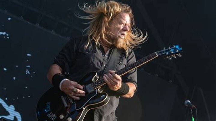 Pepper Keenan’s Net Worth, Biography, Career, Awards, Fact and Life Story