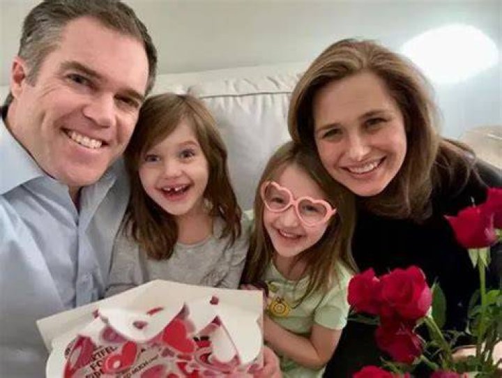 Peter Alexander Bio, Age, Parents, Sister, Wife, Kids, NBC, Salary