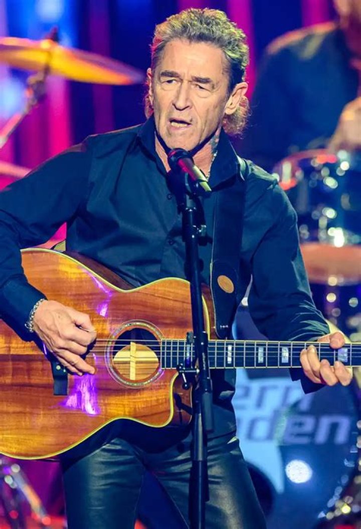 Peter Maffay Biography, Age, Height, Spouses, Wife, Family, Kid, Songs and Albums