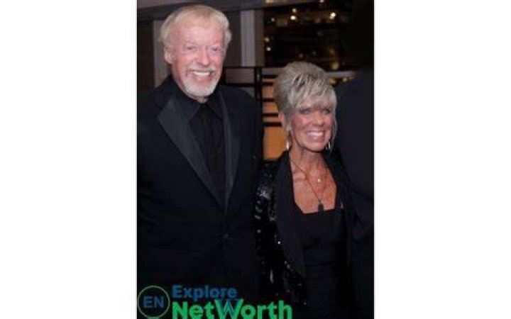 Phil Knight Net Worth, Wiki, Biography, Age, Parents, Wife, Height, Nationality & More