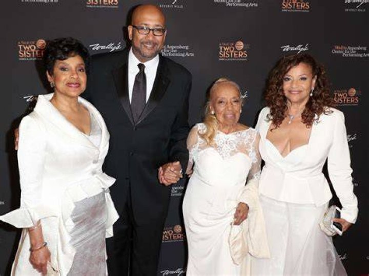 Phylicia Rashad Bio, Age, Parents, Sister, Married Now, Kids and Net worth