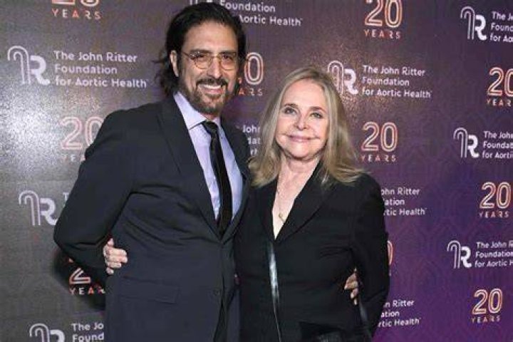 Priscilla Barnes Net Worth, Husband, Kids, Married, Height, Age, Bio