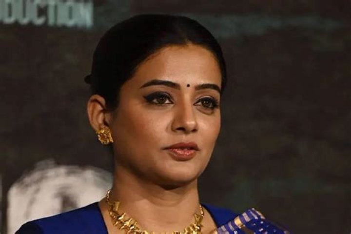 Priyamani parents: Meet Latha Mani Iyer & Vasudeva Mani Iyer