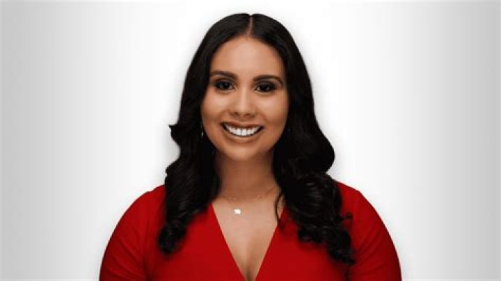 Randi Ayala Bio, Wiki, Age, Height, Spouse, CBS17, Salary and Net Worth