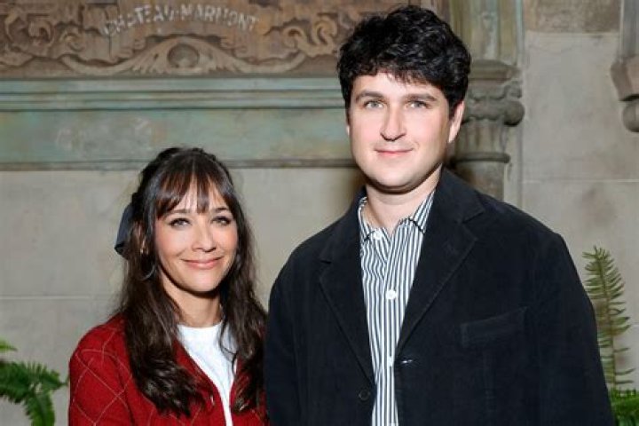 Rashida Jones Husband: Is She Married To Ezra Koenig? Kids