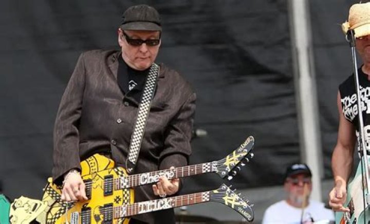 Rick Nielsen Bio, Wiki, Age, Height, Parents, Wife, 5 Neck, and Net Worth