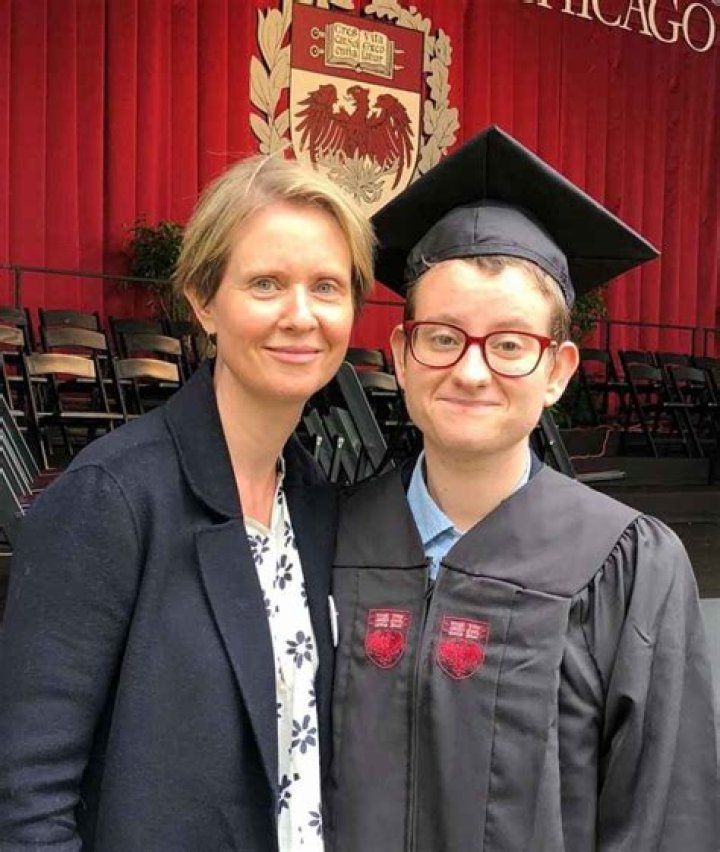 Samuel Joseph Mozes Biography, Wikipedia, Age & Sexuality: Meet Cynthia Nixon Son