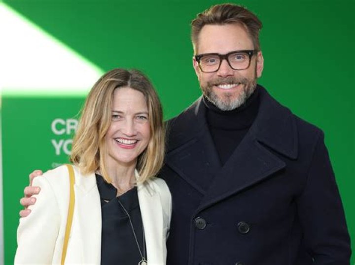 Sarah Williams – Bio, Everything To Know About Joel Mchale Wife