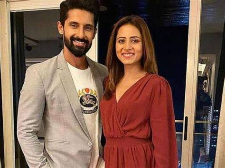 Sargun Mehta- Biography, Age, Net Worth, Husband, Height