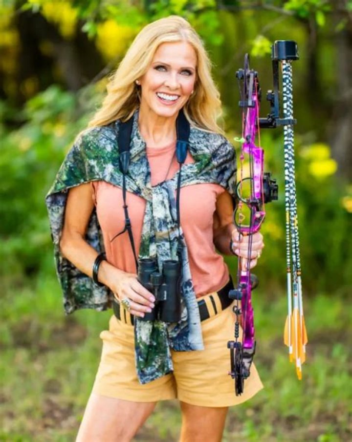 Shemane Nugent Bio, Age, Wiki, Husband, Family, Net worth, Illness, Zumba and Book