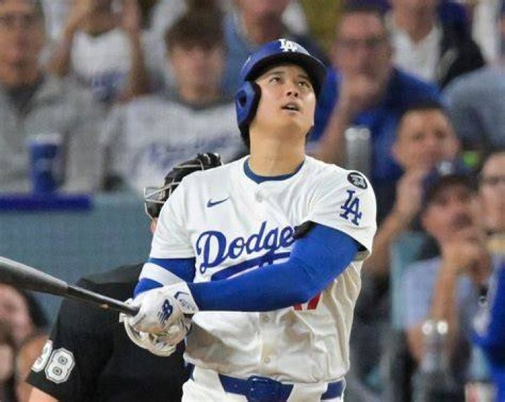 Shohei Ohtani Age, Wiki, Biography, Children, Salary, Net Worth, Parents