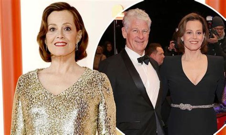 Sigourney Weaver Husband: She Is Married To Jim Simpson, Family And Net Worth