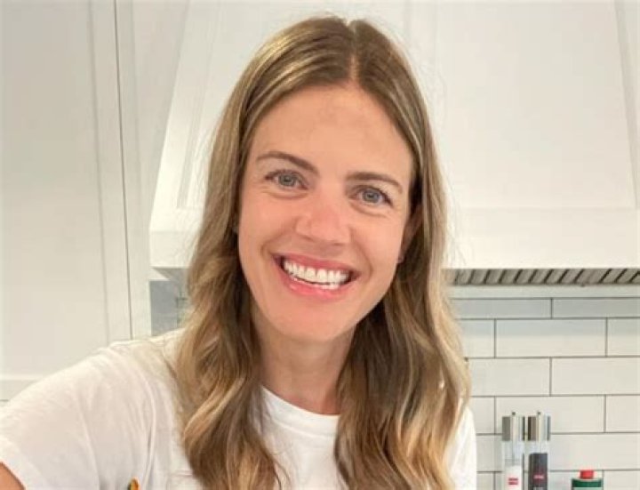 Siri Pinter Wiki, Age, Bio, Children, Carson Daly Wife, Married, Height, Photos, Net Worth, Instagram