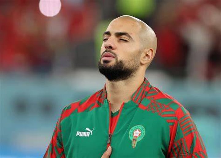 Sofyan Amrabat- Wiki, Age, Height, Net Worth, Girlfriend, Ethnicity, Career