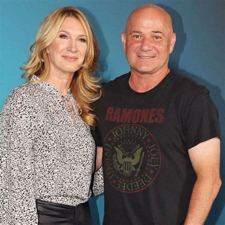 Stefi Celma Husband and Wikipedia: Meet The Actress From Call My Agent!