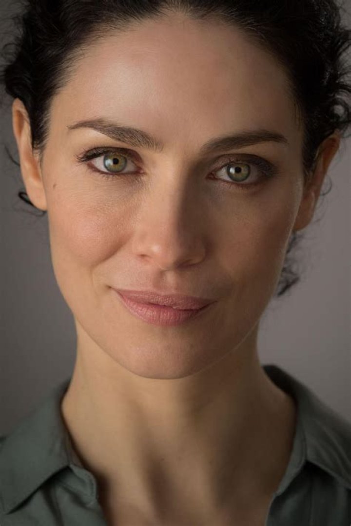 Stephanie Davison: Explore Everything About The Actress