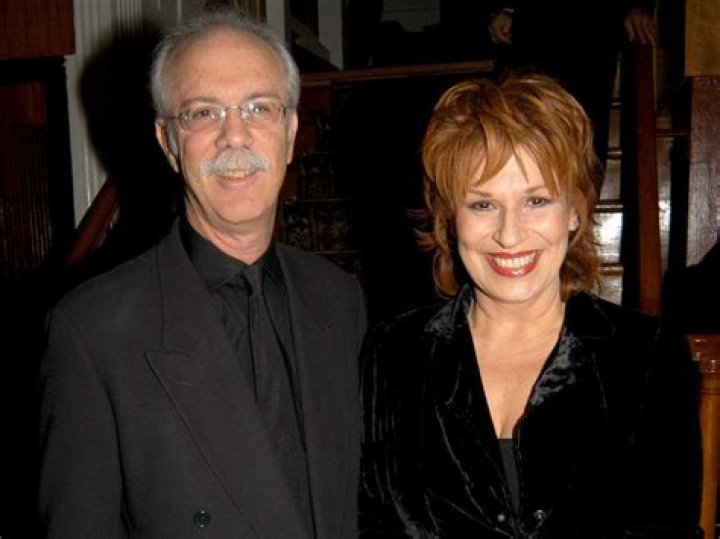 Steve Janowitz: Who is Joy’s husband? Is Joy Bayer married?