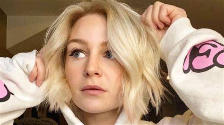 Tiktok: Did Kallmekris Get Raped? Sexuality and Mental Illness
