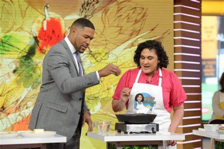 TV Chef: Samin Nosrat Husband & Boyfriend: Is She Married With Children?