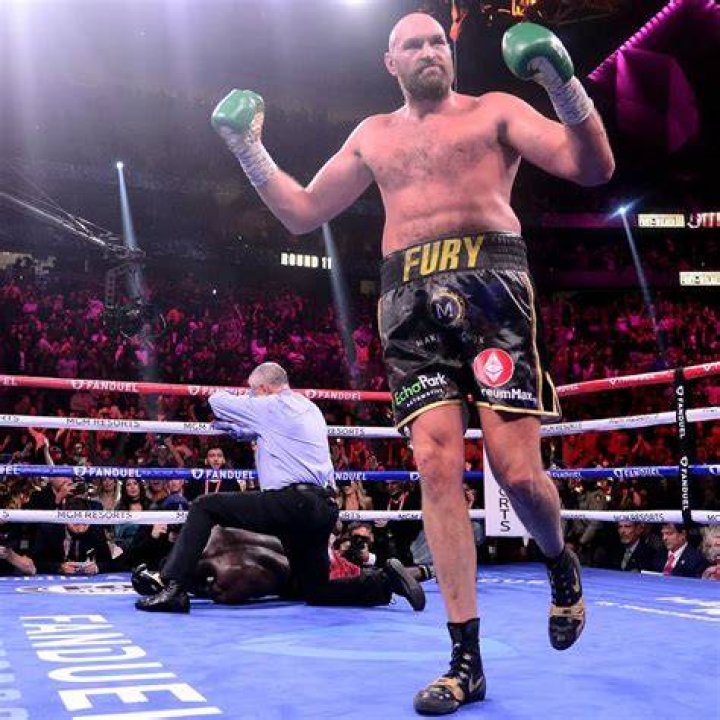 Tyson Fury Biography – Boxing Record, Net Worth and Family
