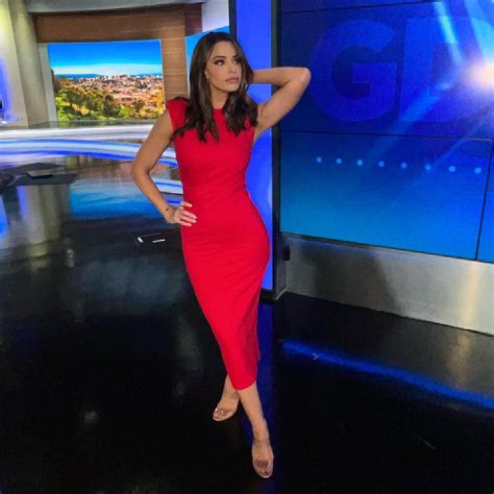 Vanessa Borge Bio, Age, Height, Husband, Good Day LA, FOX 11 News and Net Worth