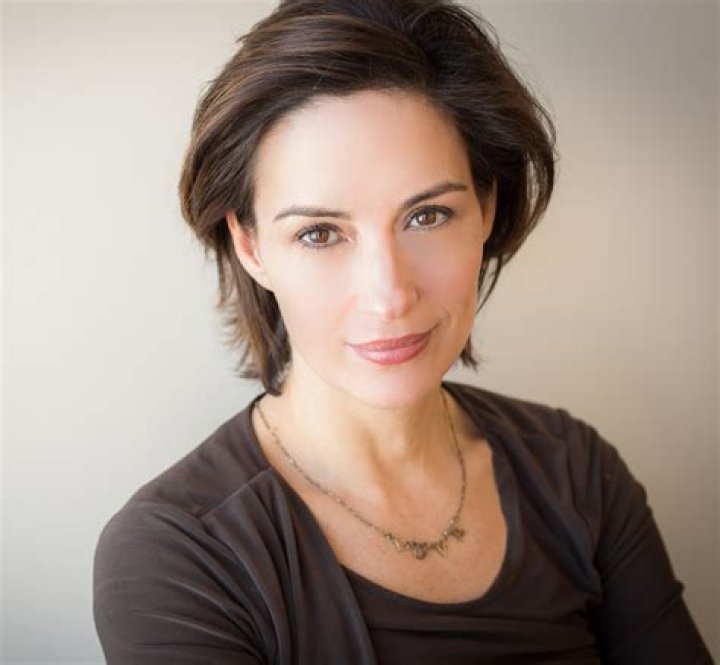 Wendy Moniz’s Net Worth, Biography, Career, Awards, Fact and Life Story