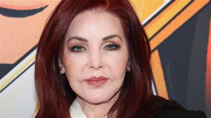 What country singer has the last name Presley? How is Angaleena Presley related to Elvis?