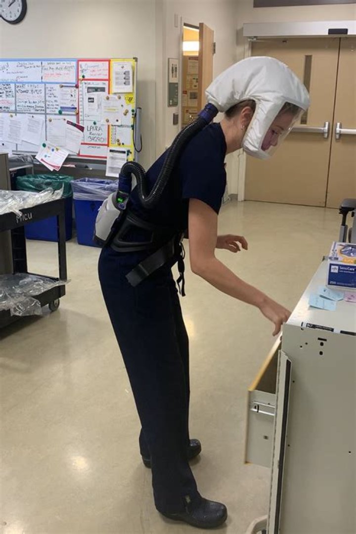 What is Gabby Windey doing now? Is Gabby Windey really an ICU nurse?