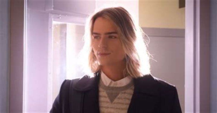 What Is Luke Eisner Height as Tall Girl 2 Premiers On Netflix? Does He Also Have A Girlfriend?