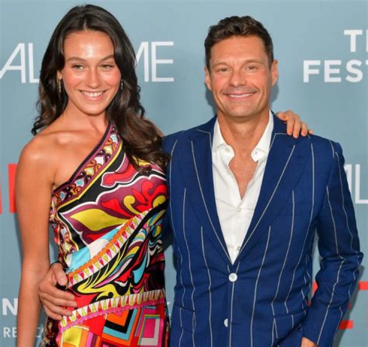 What Is Ryan Seacrest Girlfriend Aubrey Paige Age? Everything We Know About The Model