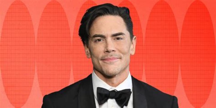 What Is Wrong With Curt Sandoval Face? Details to know