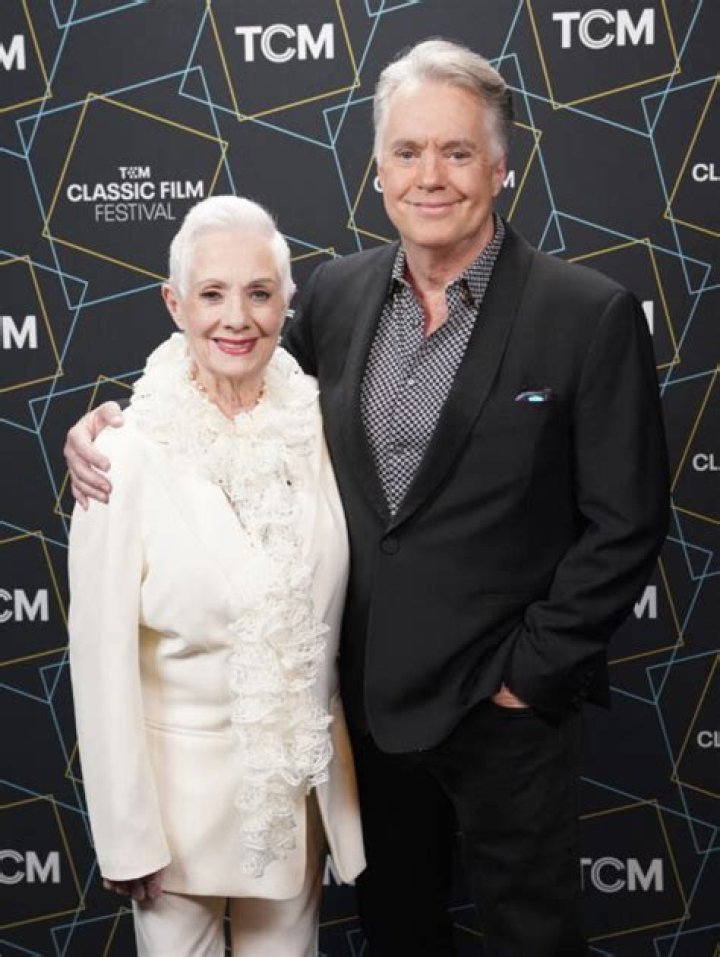 Who Are Jude Hill Parents? meet His Father Darryl Hill And Mother Shauneen