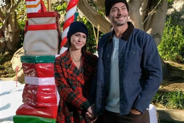 Who Atticus James Hallisay? Know About Jennifer Love Hewitt Son