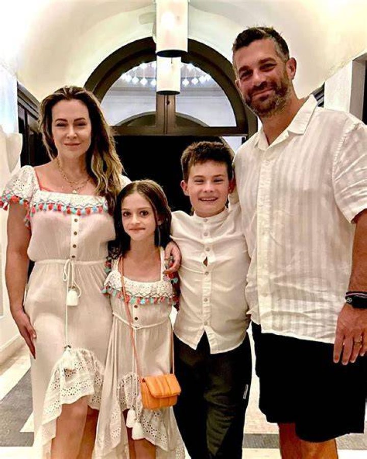 Who Is Alyssa Wozniak? Meet Brandon Saad Wife & Their Kids