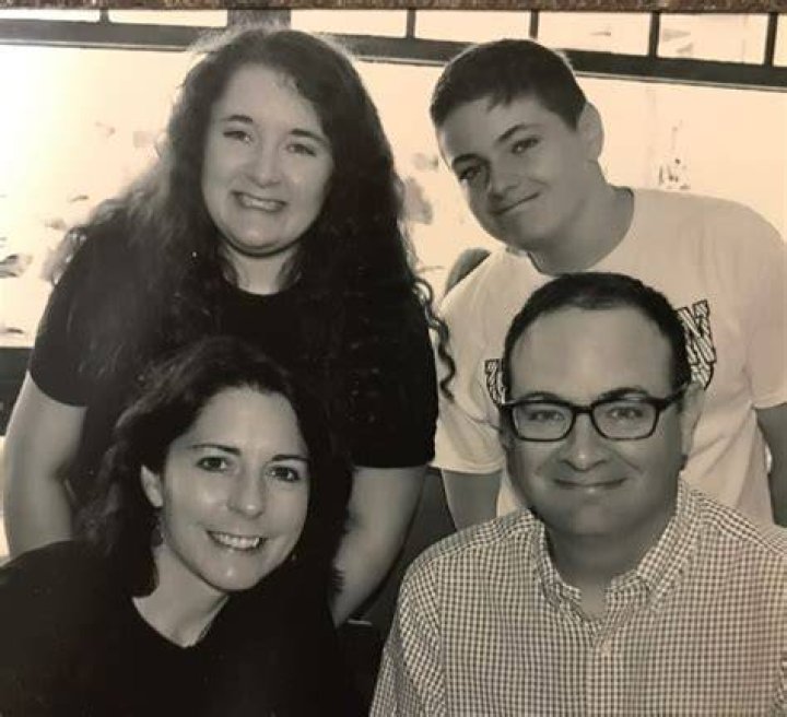 Who Is Amy Wojnarowski? Meet Adrian Wojnarowski Wife On Instagram