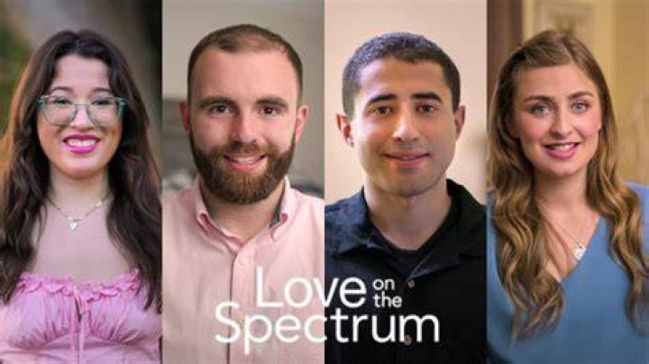 Who Is Chloe Hatch Love on The Spectrum? Age Instagram Parents and Health