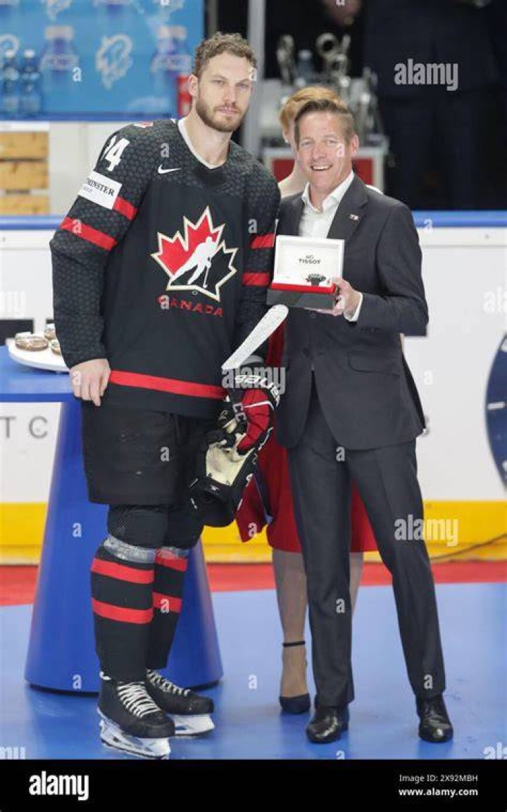 Who Is Jacob Oleksiak? Everything On Penny Oleksiak & Jamie Oleksiak Brother
