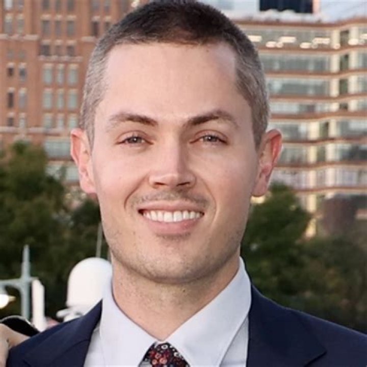 Who Is Jeff Passan Wife? Meet The Communist On Twitter