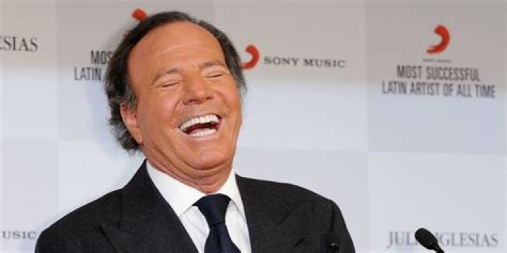 Who is Julio Iglesias? See Net-worth, Quote, Awards, Fact, Wiki