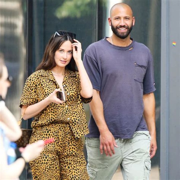 Who is Kacey Musgraves Boyfriend Dr. Gerald Onuoha? Meet Him On Instagram