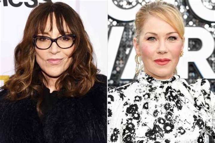 Who is Katey Sagal twin sisters? How are Liz and Katey Sagal related?