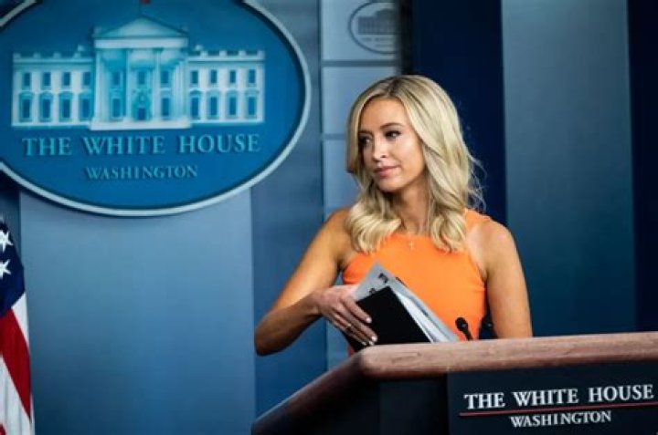 Who is Kayleigh McEnany? Bio, Net Worth, Facts, Married, Husband, Salary, Parents, Nationality, Family, Age, Height, Wiki, Books, Education, Party