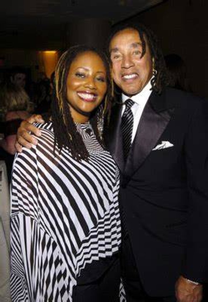 Who Is Lalah Hathaway’s Husband Or Boyfriend? Is She Married Or Dating Anyone?
