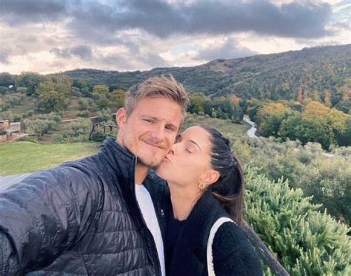Who Is Lauren Ludwig? Meet Alexander Ludwig Wife On Instagram
