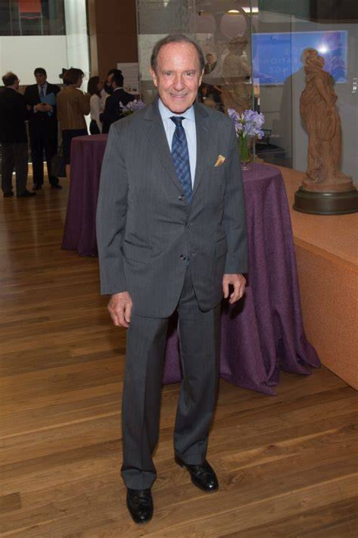 Who is Mort Zuckerman? See Net-worth, Quote, Awards, Fact, Wiki