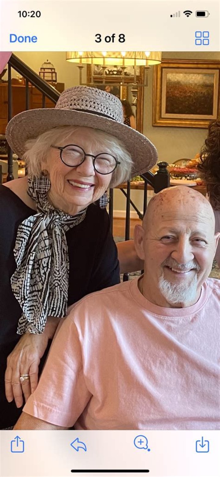 Who Is Patsy Clairmont’s Husband Les? Author’s Married Life In A Frame!